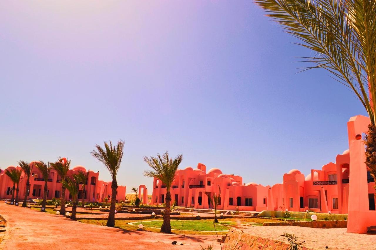 Hostmark Zabargad Beach Resort Abu Ghusun Exterior photo
