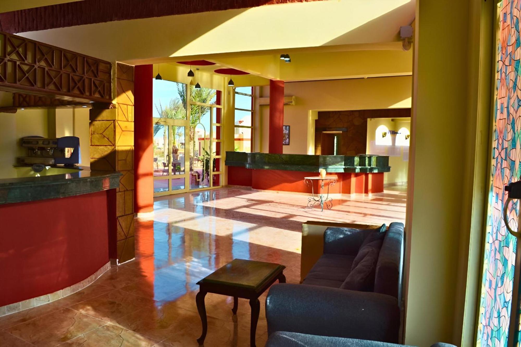 Hostmark Zabargad Beach Resort Abu Ghusun Exterior photo